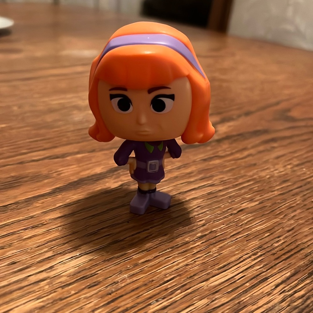 Daphne Blake Bubble Head Figure From Scoopy Doo Cartoon